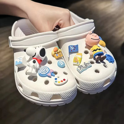 Miniso Cartoon Cute Designer Shoe Charms Snoopy Series Cartoon Diy Slippers Accessories Girls And Women Party Gift